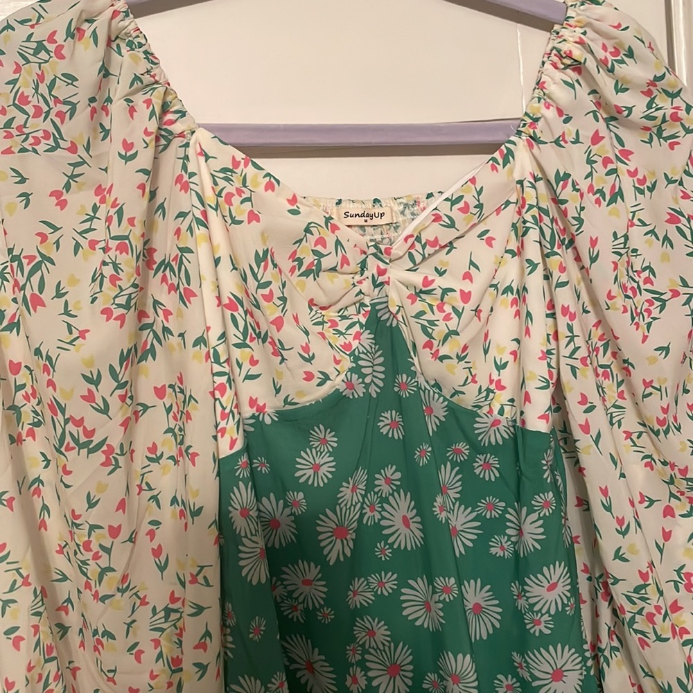 Floral Dress - Picture 2 of 4